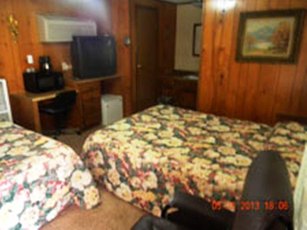 HOTEL FREE BREAKFAST INN OAKLEY, KS 2* (United States) - from US$ 57 |  BOOKED